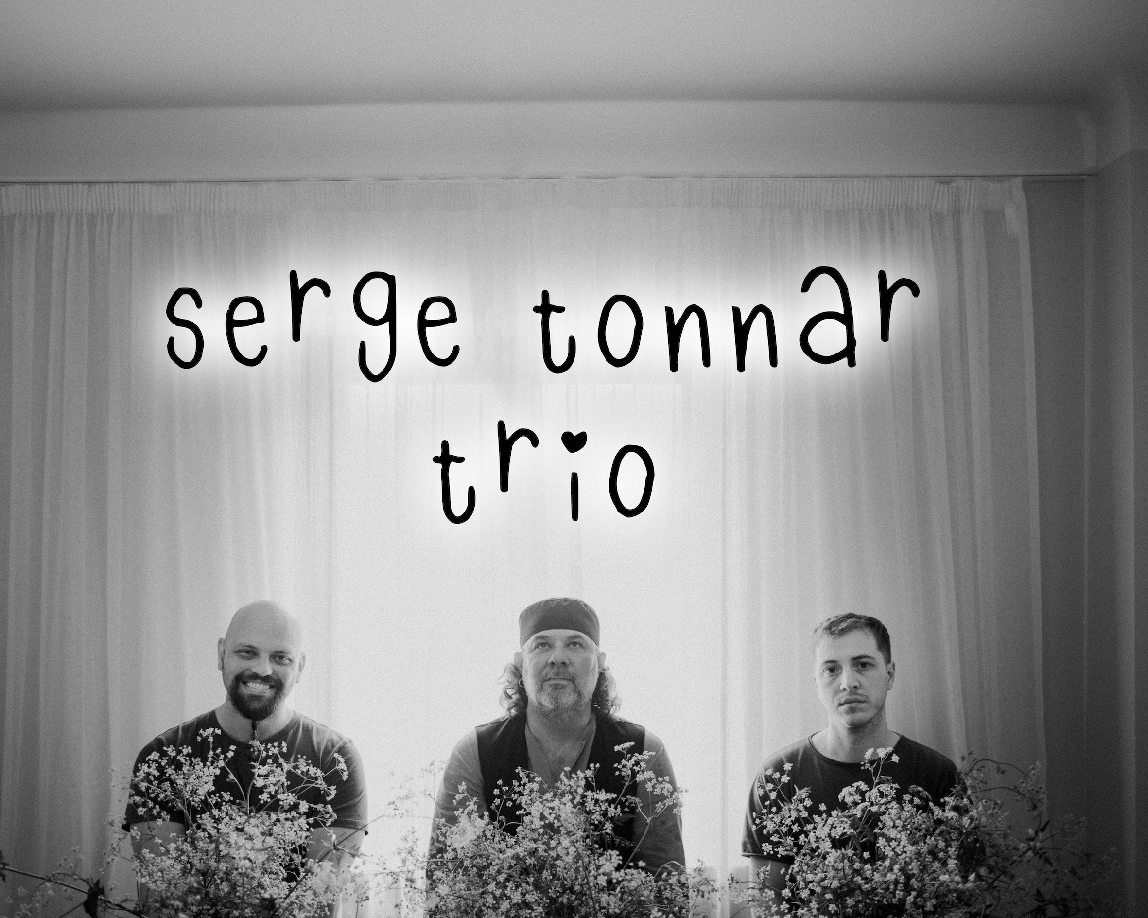 Serge Tonnar Trio um DiffBeach
